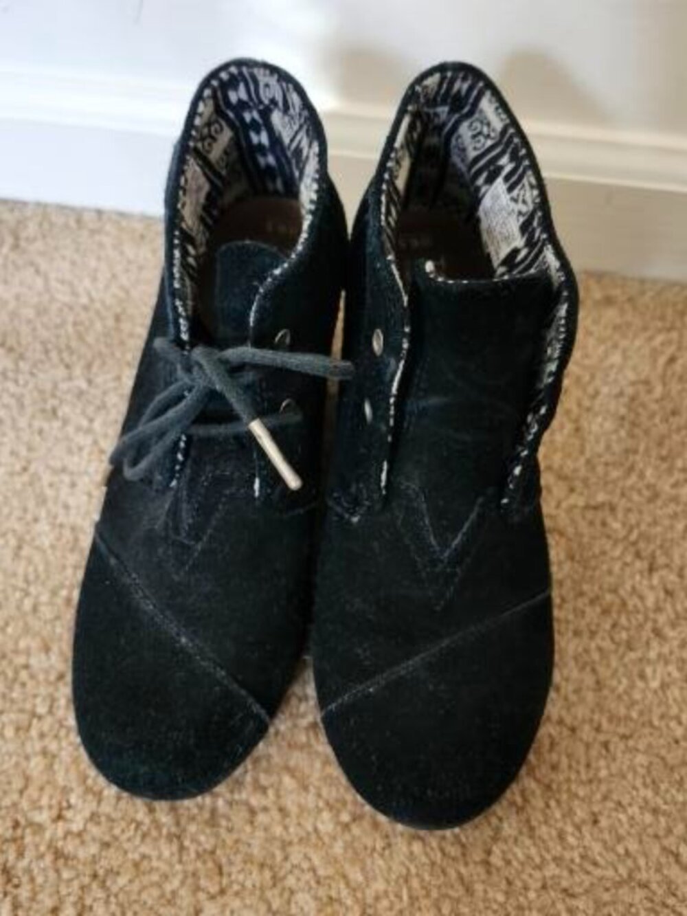 Toms Boots Womens 6.5 Desert Wedge Heels Ankle Booties 380515 Black Suede Tie